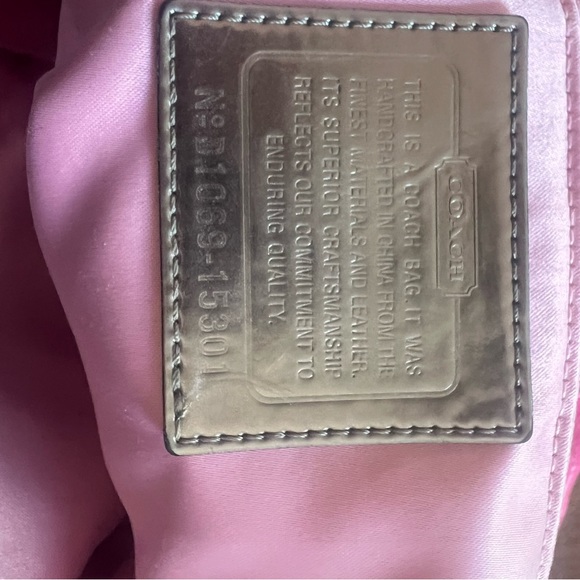 COACH Poppy Storypatch Tote Bag EUC - Picture 6 of 9